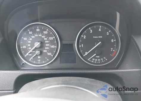 2014 BMW X1 xDrive28I из США, поврежденный, VIN WBAVL1C56EVY18057